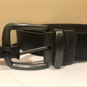 Levi’s Leather Reversible Belt Size 40 waist